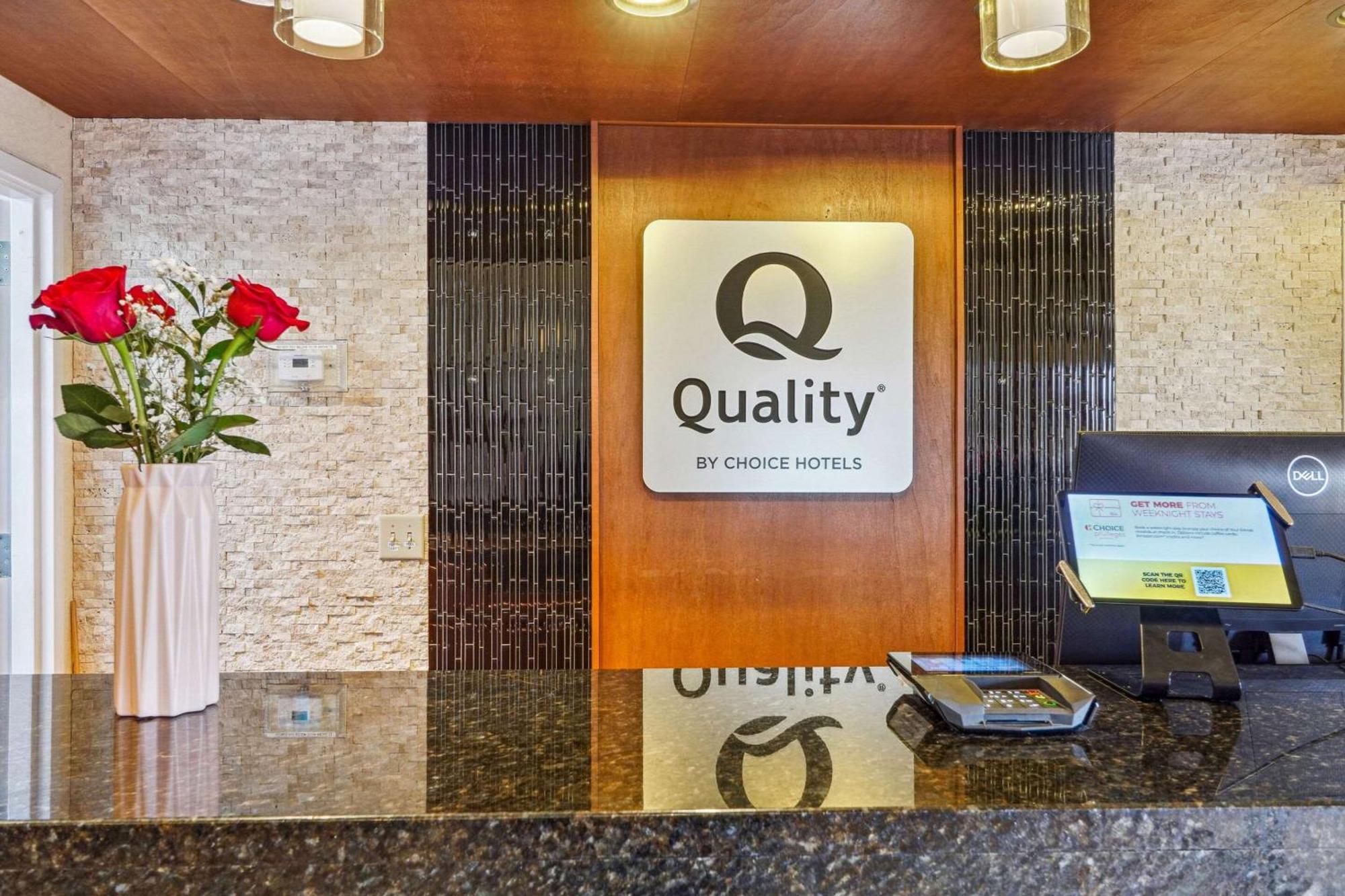 Quality Inn & Suites Dawsonville Exterior photo